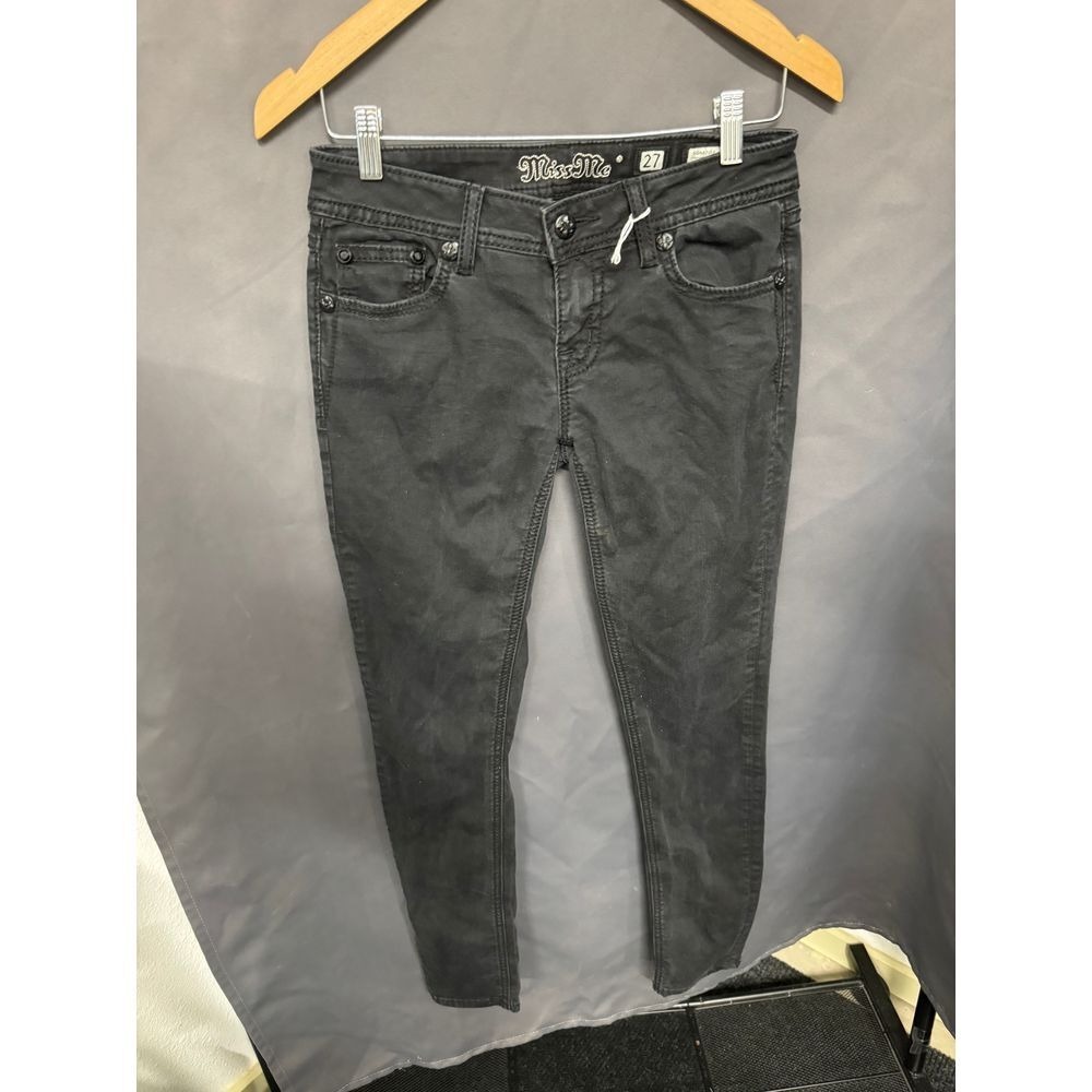 Black Miss Me Straight leg jeans, size 27